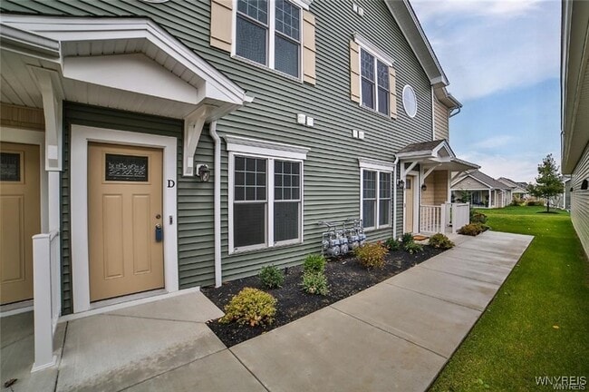 Photo - 295 Northill Dr