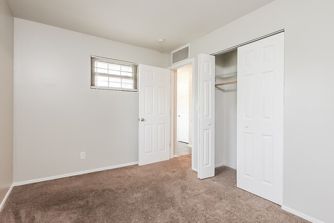 Photo - 1886 Florida Dr