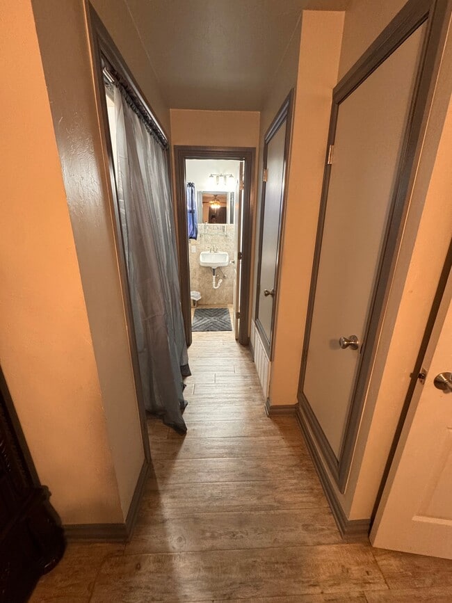 Photo - 1207 W Gore Blvd Unit 11