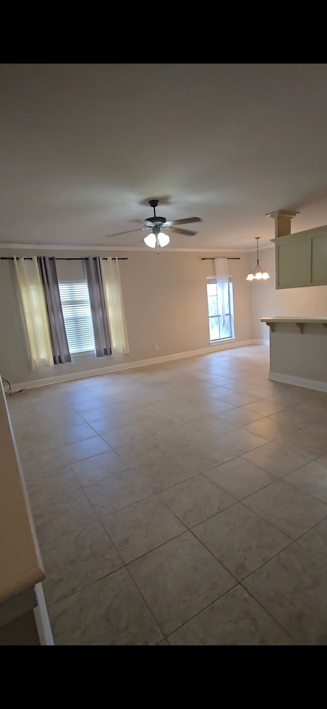 Photo - 818 Meadow Bend Dr Unit APT G.
