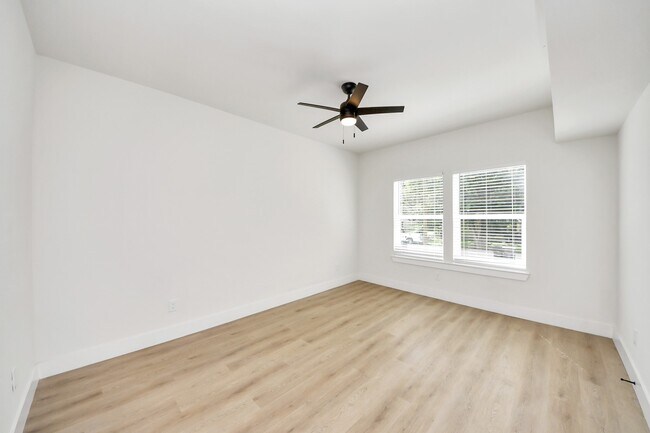 Photo - 1316 W Willis St