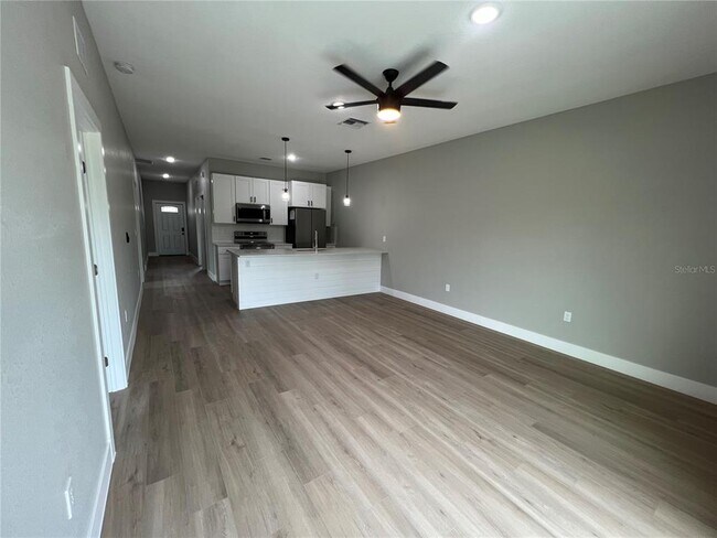 12130 Henley Ave