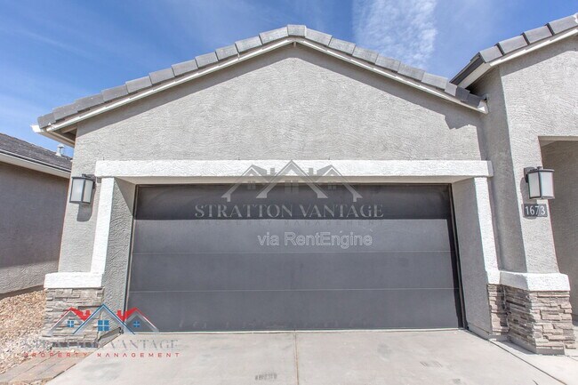 Photo - 1673 N Wrigley Dr