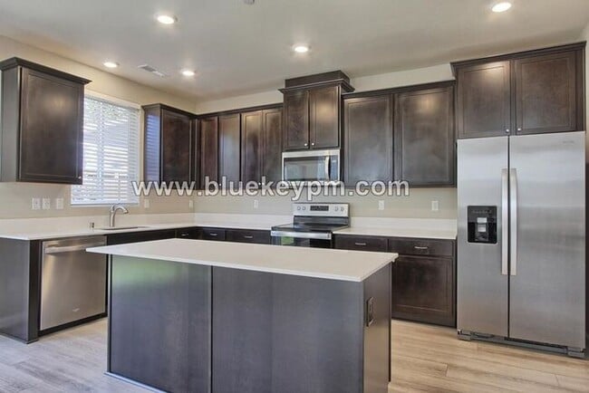 Photo - 3 Bed, 2.5 Baths with Loft and Covered Balcony off the Primary Suite