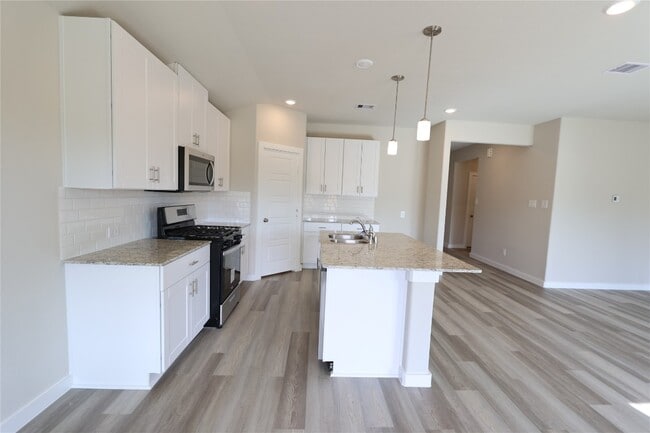 Photo - 1522 King Rnch Rd