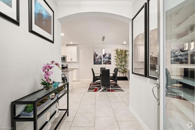 Building Photo - 14672 Edgewater Cir Rental