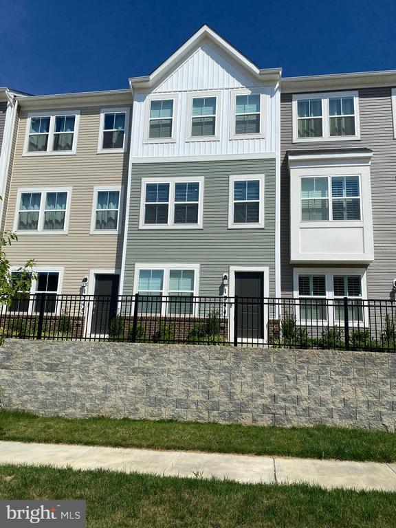 Building Photo - 1344 Cedar Vly Rd Rental
