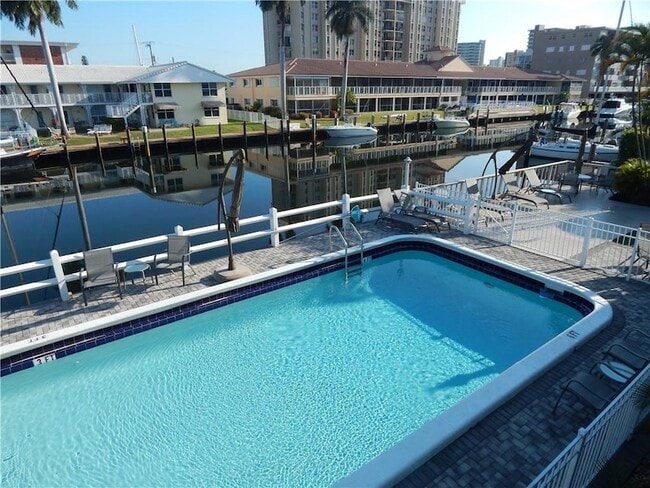 Photo - 2841 NE 32nd St Unidad 29