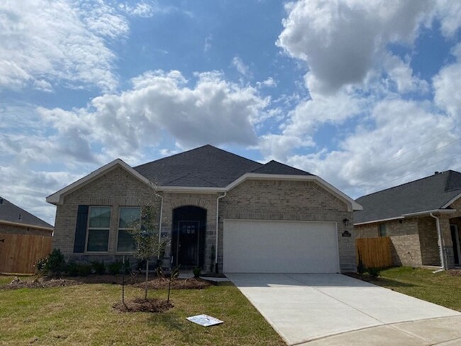 Quiet Cul De Sac! Tray Ceiling in Family &... - Quiet Cul De Sac! Tray Ceiling in Family &... House