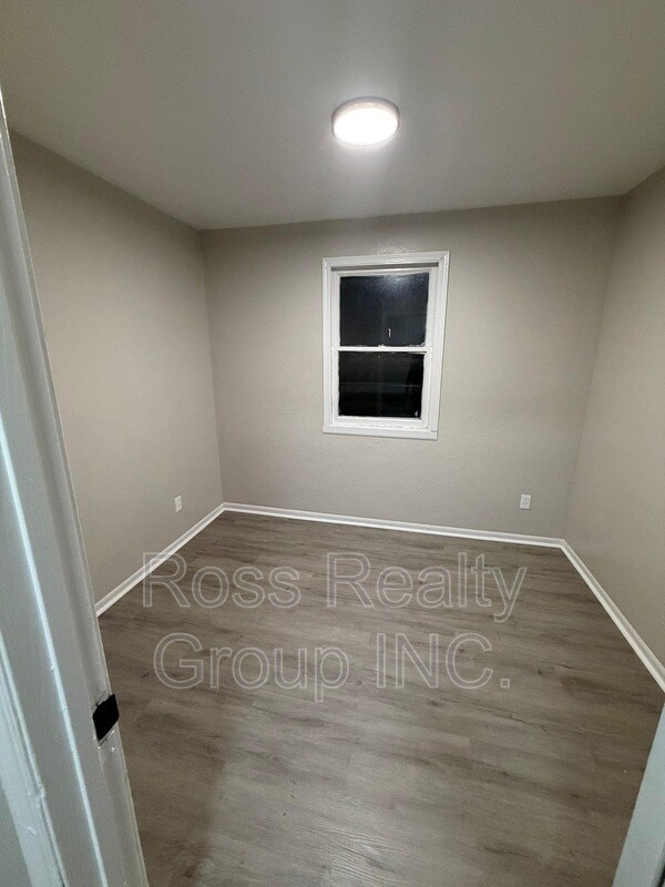 Photo - 1527 Tecumseh St