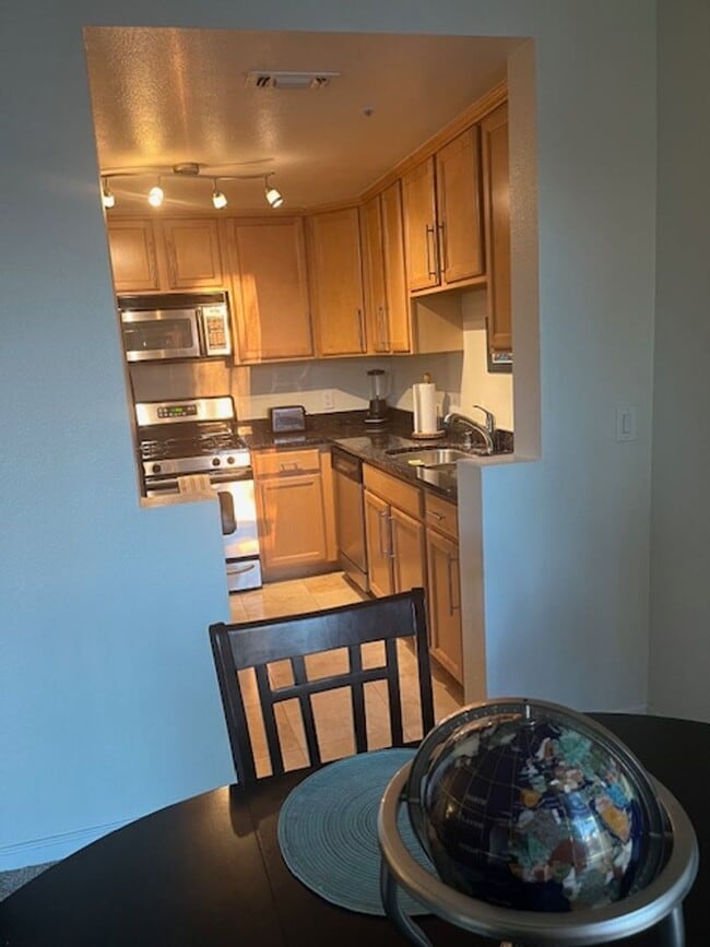 Photo - Meridian Luxury 1 Bed | 1 Bath Condo Unidad 218