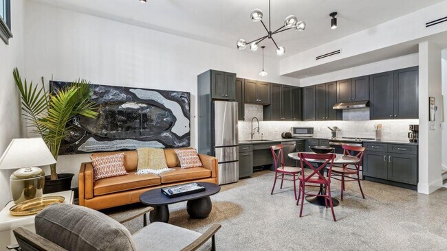 Photo - 310 N Rampart St Unit ID1267134P