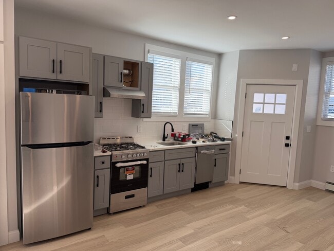 Photo - 121 Winthrop St Unit #1