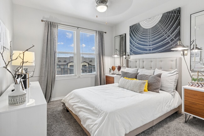 Bedroom with carpet