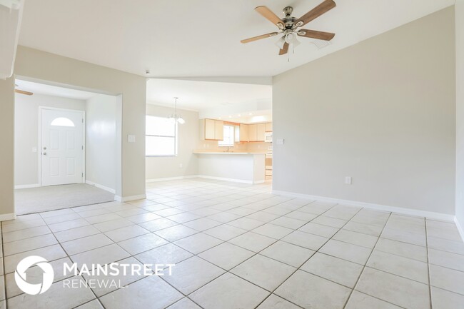 Photo - 290 Crane Rd