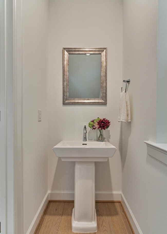 Photo - 2037 Carlson Creek Dr