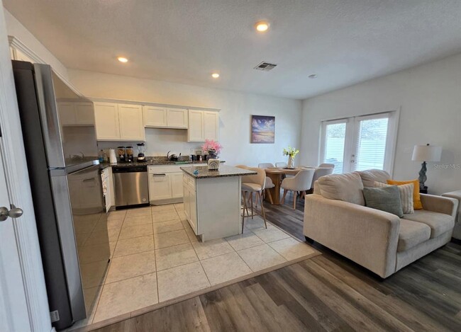 469 Madison Dr