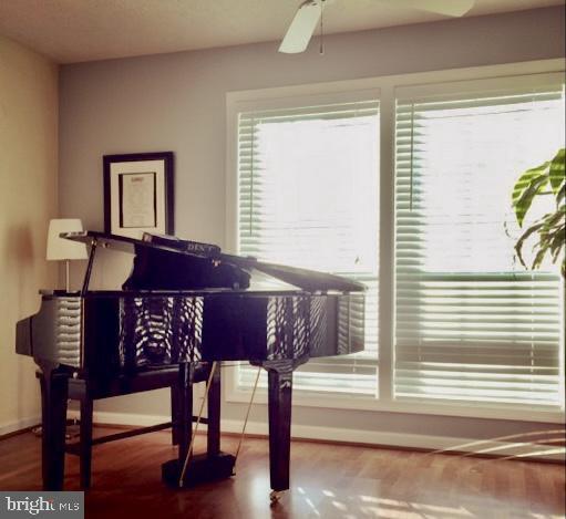 Photo - 9919 Oakton Terrace Rd