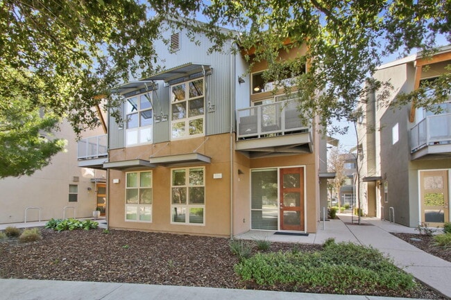 Photo - Gorgeous townhouse Unidad B