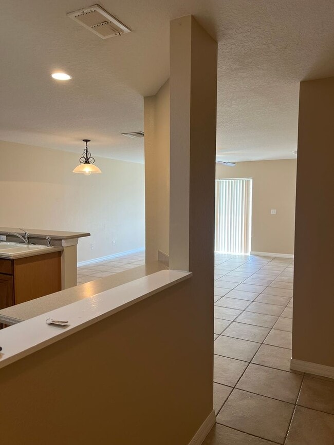 Photo - Gated 3/2.5 Townhouse with Garage in Altam...