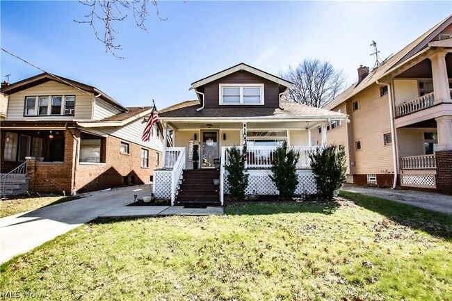 Building Photo - 10903 Parkhurst Dr