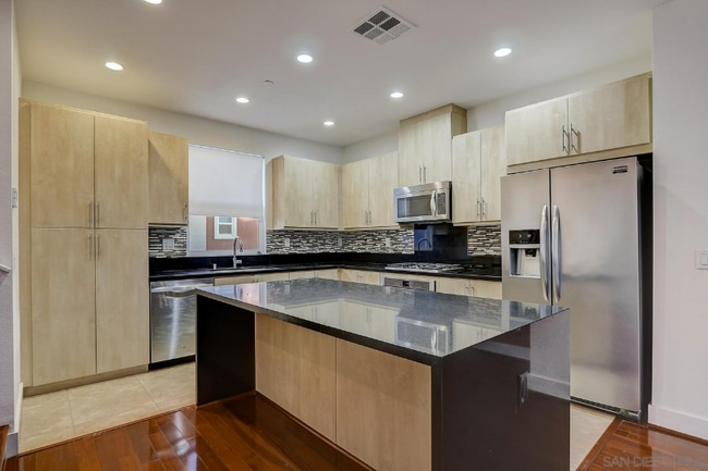 Photo - 7858 Inception Way