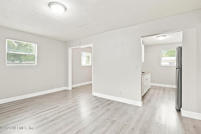 6790 Tinkerbell Ln