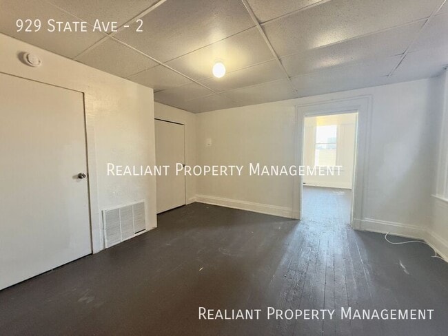 Photo - 929 State Ave Unit 2