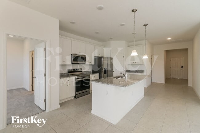 Photo - 596 Crown Rose Dr
