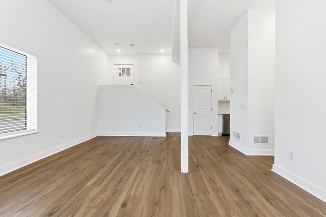 Photo - 2503 W Forest Ave