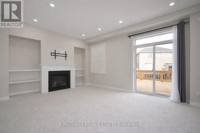 Photo - 24 Narbonne Cres