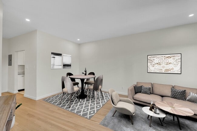 Building Photo - 19 Wiget St Unit 505