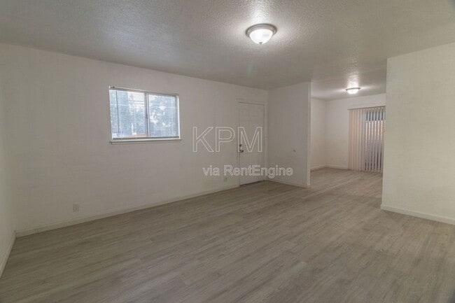 Photo - 2214 Cherokee Rd