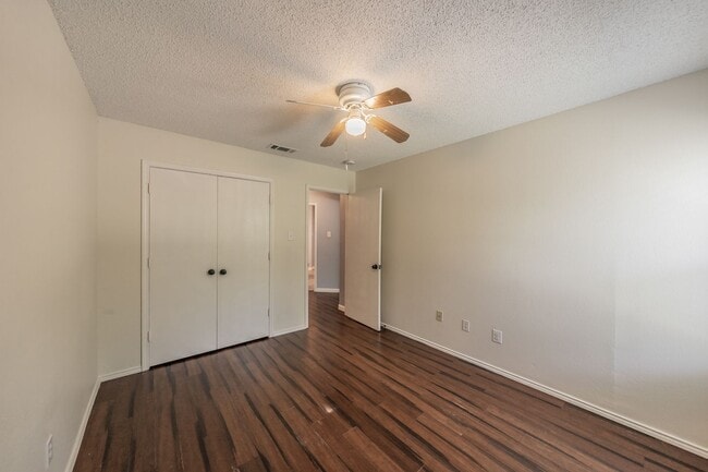 Photo - Spacious single-story 4-bedroom, 2-bath home in Arlington, Mansfield ISD