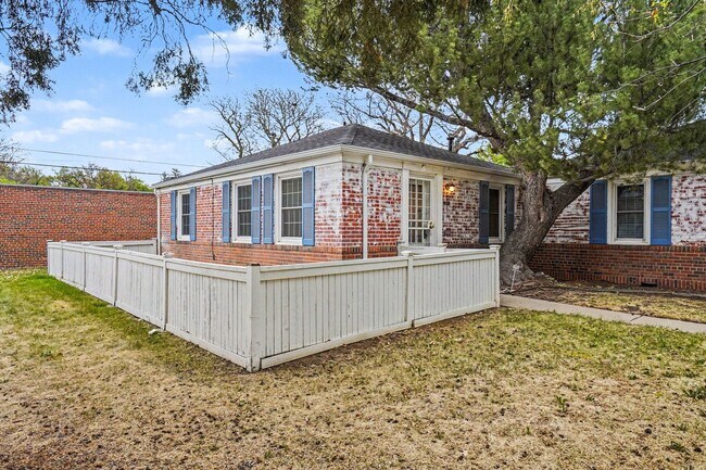 Photo - Charming Montclair Patio Home | 2 Bed | Private Yard