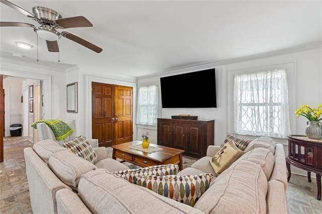 Photo - 926 W 15th Ave