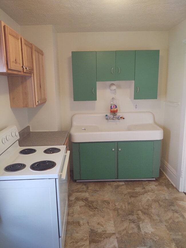 Photo - 544 E Pearl St Unit 2