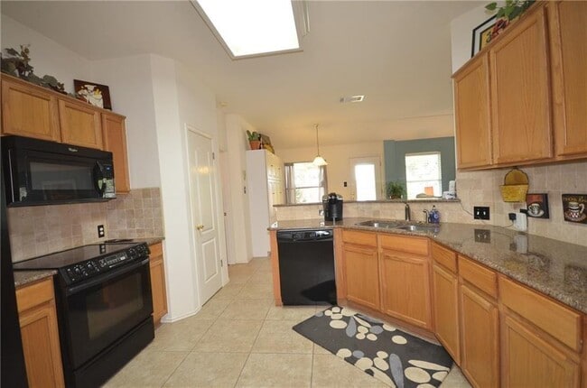 Photo - 7709 Amanda Ellis Way