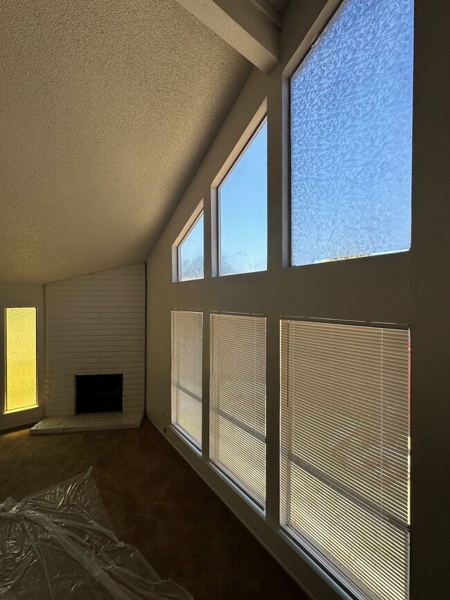 Photo - Duplex for RENT!