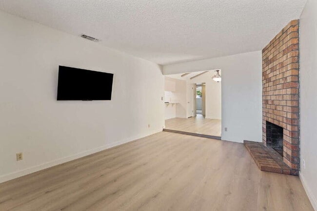 3404 Alwood Ct