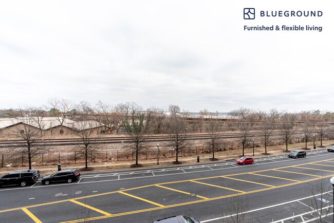 Photo - 3030 Potomac Ave Unit FL3-ID1024