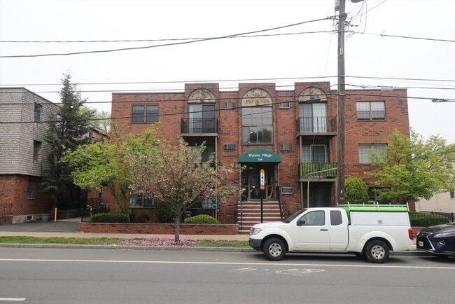 Photo - 358 Broadway Condo Unit 22