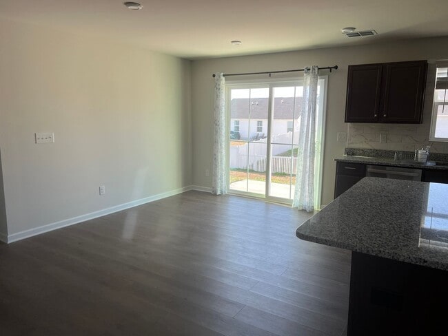 Photo - Rental in Spring Hill TN