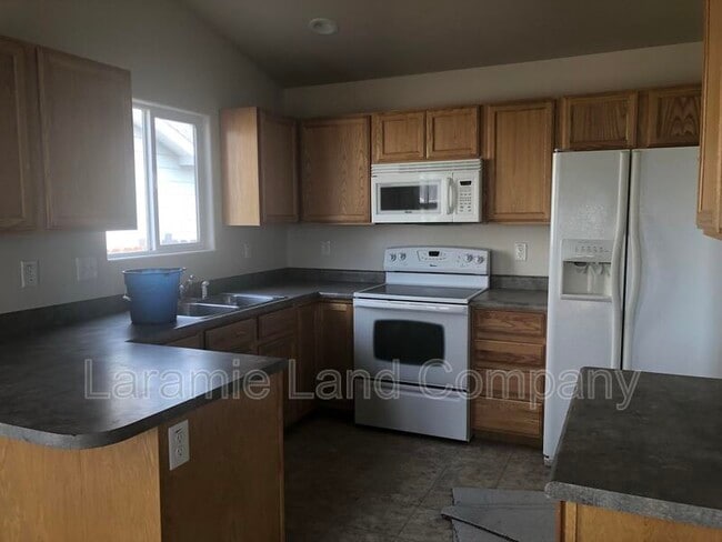 Photo - 1219 E Symons St