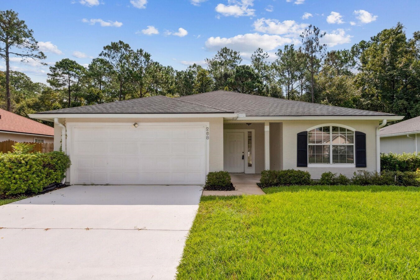 Photo - 268 Southlake Dr House