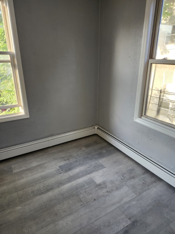 Photo - 2 Long St Unidad 2 L