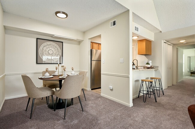 Riviera II - Dining Room
