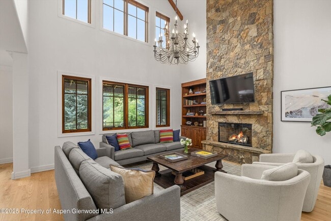 Photo - 41 Choke Cherry Ct