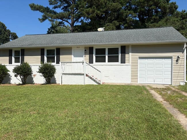Building Photo - Newly Renovated 3 Bedroom Ranch under $2000! Rental