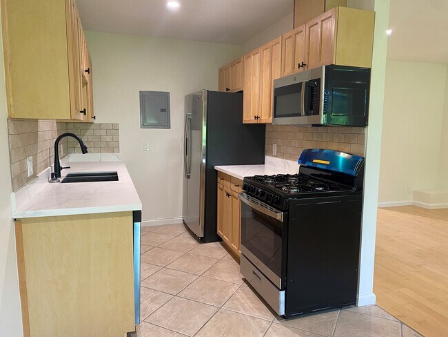 Unit #8 - Luna Living